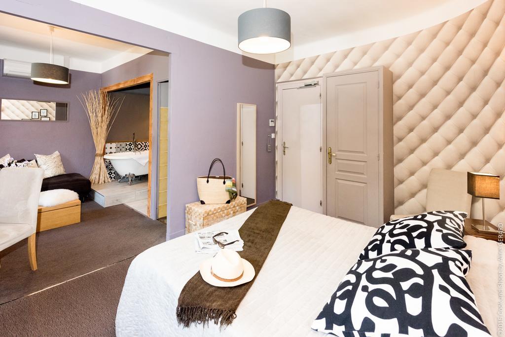 Logis Hotel La Magnanerie - Cote Bistro Aubignosc Room photo