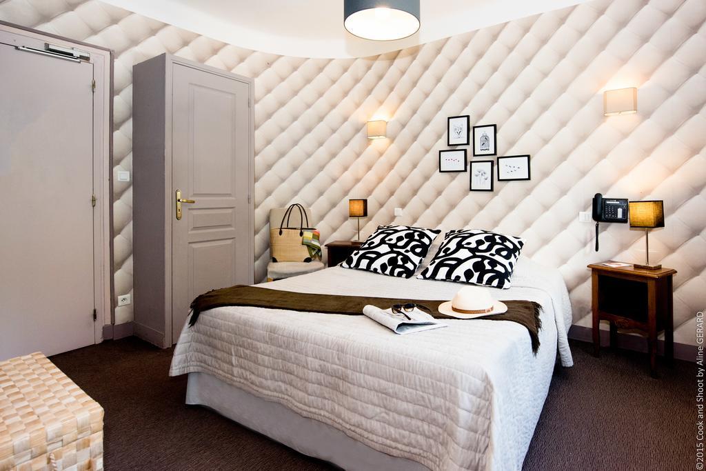 Logis Hotel La Magnanerie - Cote Bistro Aubignosc Room photo