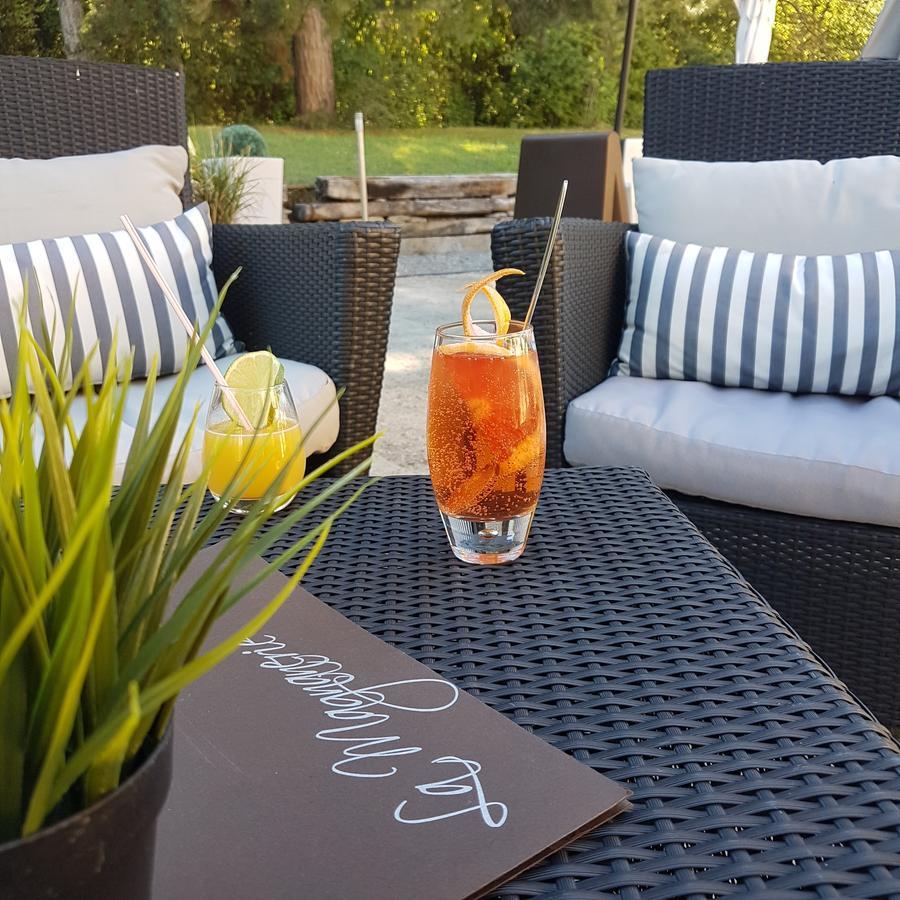 Logis Hotel La Magnanerie - Cote Bistro Aubignosc Exterior photo